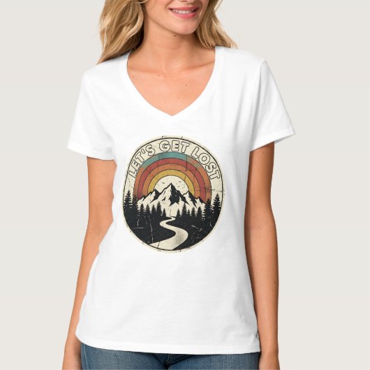 Let’s Get Lost Retro Mountain Adventure Outdoor Tシャツ (正面)