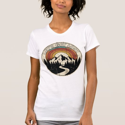Let’s Get Lost Retro Mountain Adventure Outdoor Tシャツ (正面)