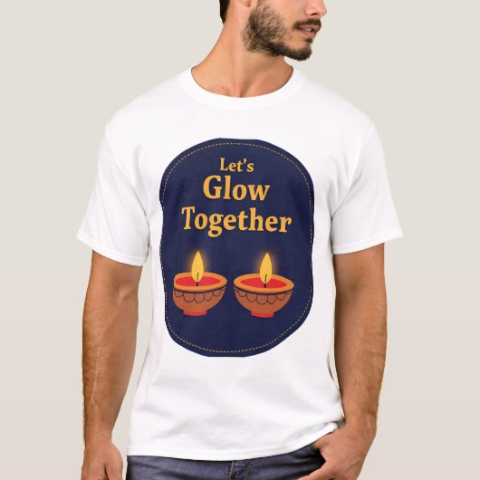 Let’s Glow Together | ミニマル・ディワーリー・ディヤデザイン✨ Tシャツ (正面)