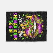 Let The Shenanigans Begin Mardi Gras Lips Girl Wom フリースブランケット (正面(横))