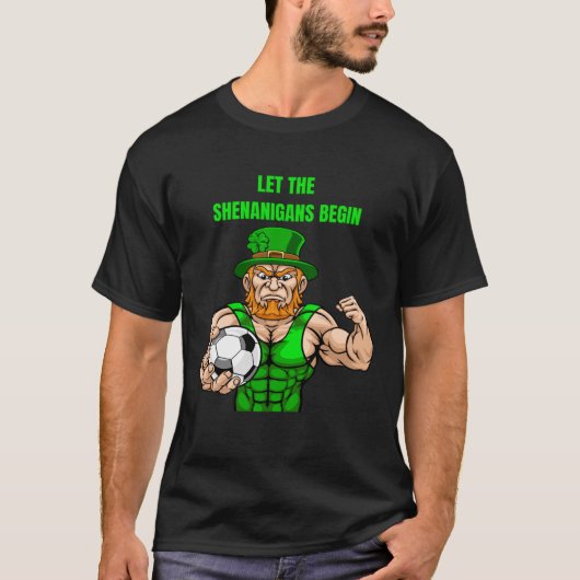 Let The Shenanigans Begin Soccer St Patrick s Day Tシャツ (正面)