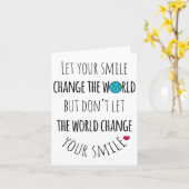 Let Your Smile Change The World Positive Quote T S カード (黄色い花)