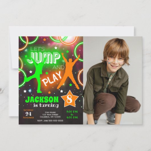 Let's Jump Bounce Neon Trampoline Park Birthday 招待状 (正面)