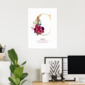 Letter C Monogram Floral Burgundy Red and Gold ポスター (ホームオフィス)