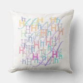Letter Confetti "H" Throw Pillow クッション (正面)