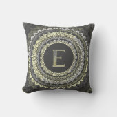 Letter E Monogram Vintage  Symmetrical Pattern クッション (正面)
