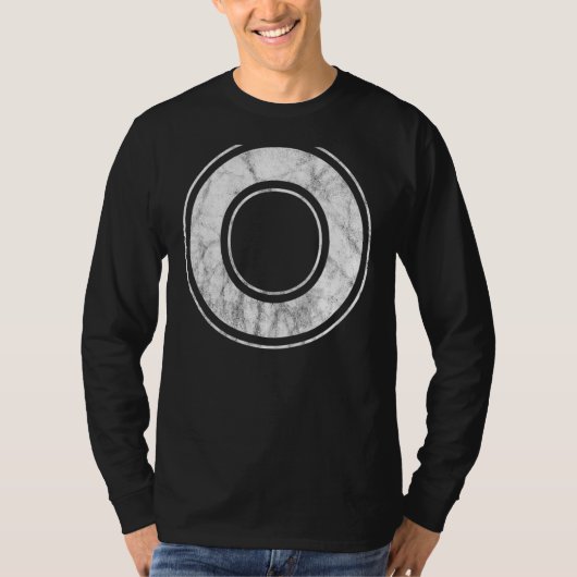 Letter O大文字アルファベットモノグラムイニシャル Tシャツ (正面)