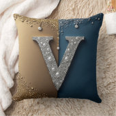 Letter V Monogram With Diamonds Pearls クッション (ブランケット)