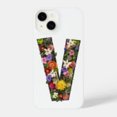 Letter V with Floral Wreath iPhone Case iPhoneケース (裏面)