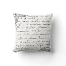 Letters byデザイン装飾用クッションby Sommer Hamilton