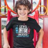 LEVEL 11 UNLOCKED Gamer Birthday – Custom Year Tシャツ