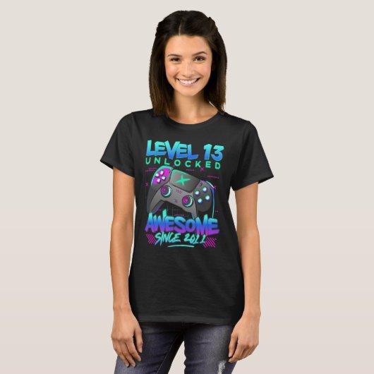 Level 13 Unlocked 13 Years Old Boy Birthday 13th B Tシャツ (正面フル)