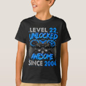 Level 22 Unlocked Awesome Since 2004 22nd Birthday Tシャツ (正面)
