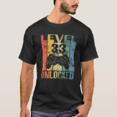 Level 33 Unlocked 33Rd Birthday Gift For Video Gam Tシャツ (正面)