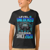 Level 6 Unlocked Awesome Since 2020 6th Birthday G Tシャツ (正面)