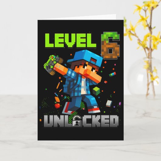 Level 6 Unlocked Funy Birthday Boy Pixel Gamer 6th カード (黄色い花)