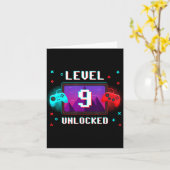 Level 9 Unlocked Video Gamer Funny 9th Birthday Bo カード (黄色い花)