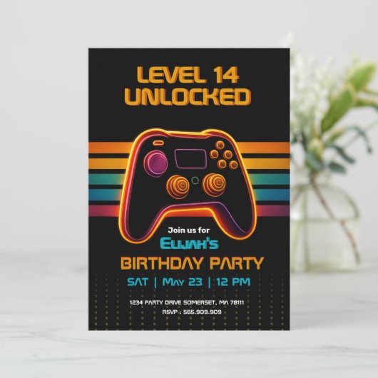 Level Up Gamer Birthday Invitation – Neon Game 招待状 (スタンド正面)