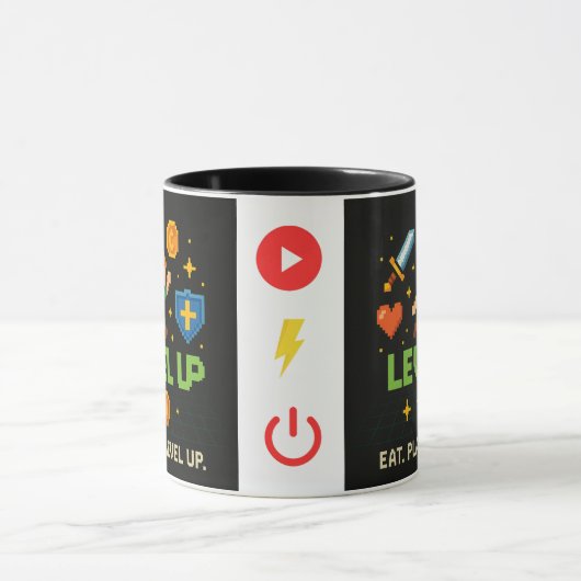 Level Up Gamer Mug – Retro Pixel Gaming Cup マグカップ (中央)