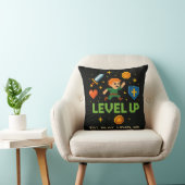 Level Up Gamer Pillow – Retro Pixel Gaming Decor クッション (椅子)