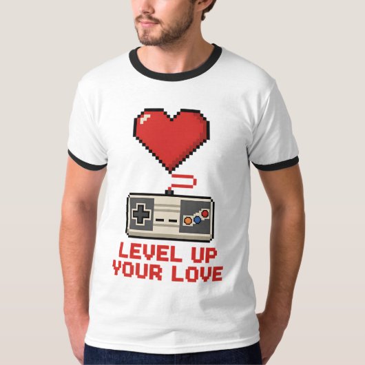 Level Up Your Love, Retro Pixel Gaming Design Tシャツ (正面)