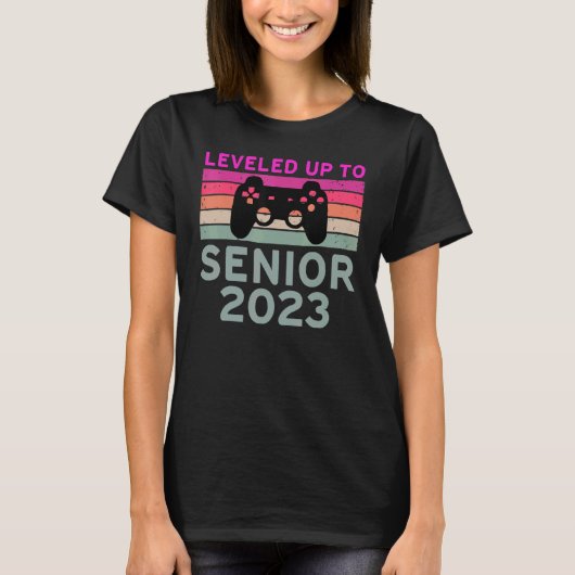 Leveled To Up Senior 2023 Graduation 2023 Tシャツ (正面)