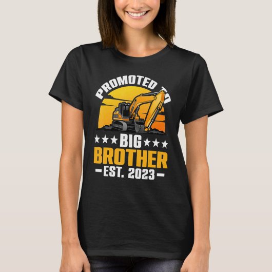 Leveled Up To Big Brother 2023 Promoted To Big Br Tシャツ (正面)