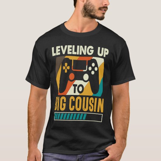 Leveling Up To Big Cousin Baby Announcement Player Tシャツ (正面)