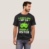 Leveling Up to Middle Sister Gaming Gamer Older Si Tシャツ (正面フル)