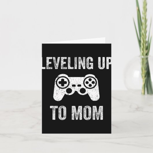Leveling Up To Mom Shirt For Expecting Mother  カード (正面)