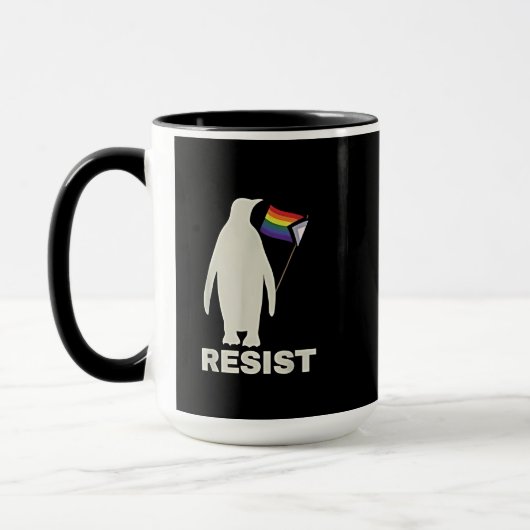 LGBTのトランプ関税に反対するペンギンアンチ マグカップ (左)