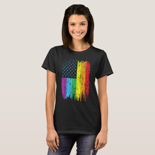 LGBTアメリカ国旗のプライドヴィンテージオールド愛国心 Tシャツ (正面フル)