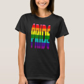 LGBTカラフルレインボー文字LGBTQゲイプライドサポート Tシャツ (正面)