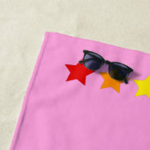 LGBTコンテンポラリーゲイプライドスターズモノグラム&名前 ビーチタオル (インサイチュ)