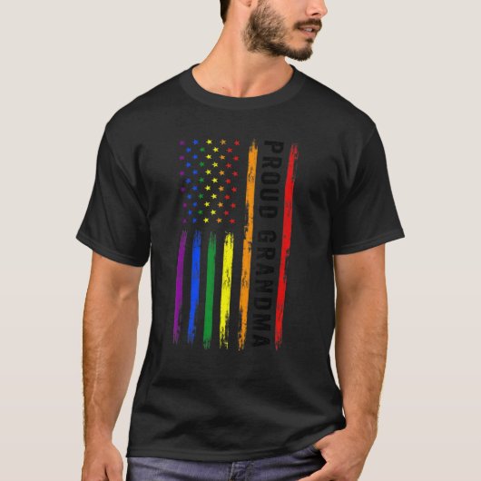 LGBTサポート誇りを持ったおばあちゃんLGBTフラグおばあちゃんLGBT Tシャツ (正面)