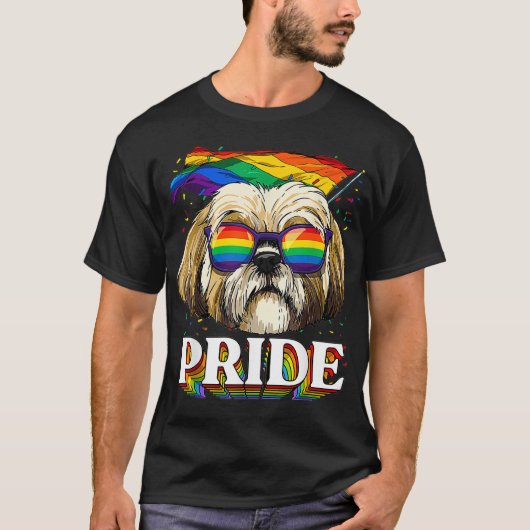 LGBTシーズー（犬）ズーゲイプライドLGBTQレインボーフラッグサングラス Tシャツ (正面)