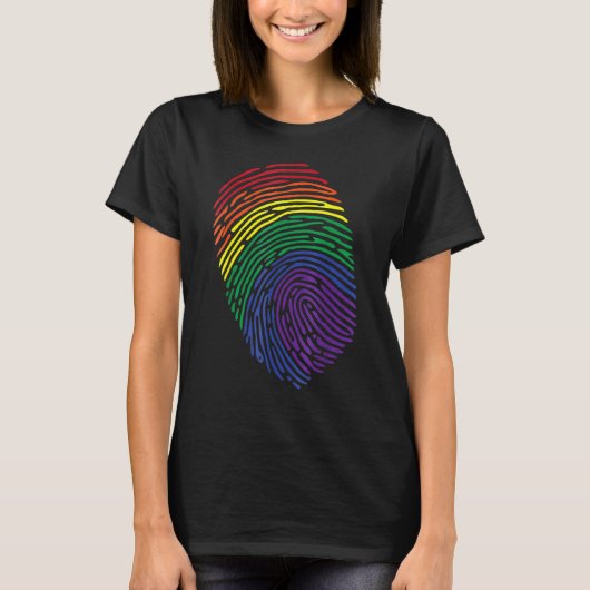 Lgbtフラグ指紋誇りを持ったLgbtプライドT Tシャツ (正面)