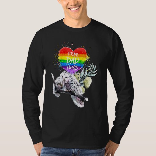 LGBTプライドダディオウルレインボーフリーパパハグファーザー Tシャツ (正面)