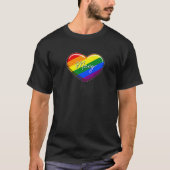 LGBTプライドハート – ファーストネーム「メイシー」レインボーハート Tシャツ (正面)
