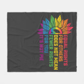 LGBTプライドヒマワリ他人への平等な権利 フリースブランケット (正面(横))