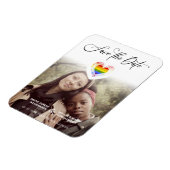 LGBTプライドレインボーハートレズビアンゲイ写真 マグネット (左側)