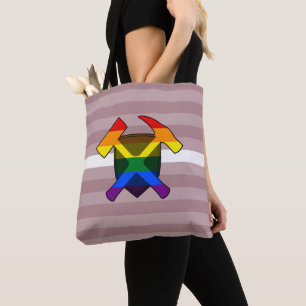 LGBTプライド旗のロゴ付き地質学者のロックハンマー トートバッグ