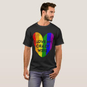 LGBTプライド私は私の妻の熱狂する虹のフラグSuppo大好き Tシャツ (正面フル)