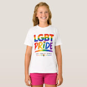 LGBTプライド レインボータイポグラフィ Tシャツ (正面フル)
