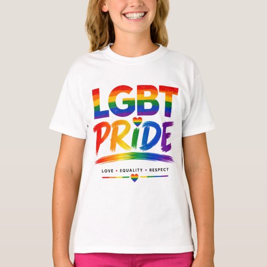 LGBTプライド レインボータイポグラフィ Tシャツ (正面)