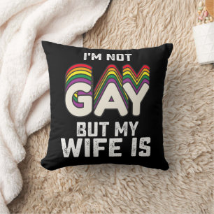 LGBTプライド 私はゲイじゃないけど妻はゲイ クッション