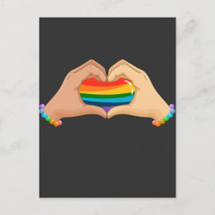 LGBTレインボーフラッグハンズハートカラフルラブ ポストカード
