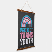 LGBT保護プライドトランスジェンダー青少年 吊り下げ型タペストリー (傾斜あり)