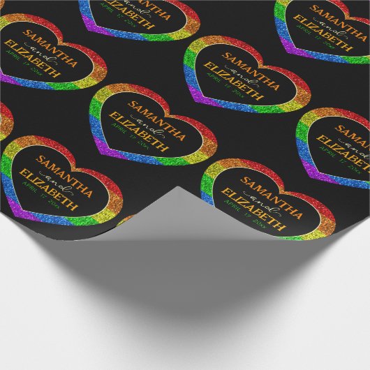 LGBT国旗の虹のハートがゲイ結婚の ラッピングペーパー (角)