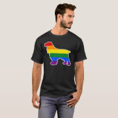 LGBT犬の英国のコッカースパニエルの虹の小犬のお母さん Tシャツ (正面フル)